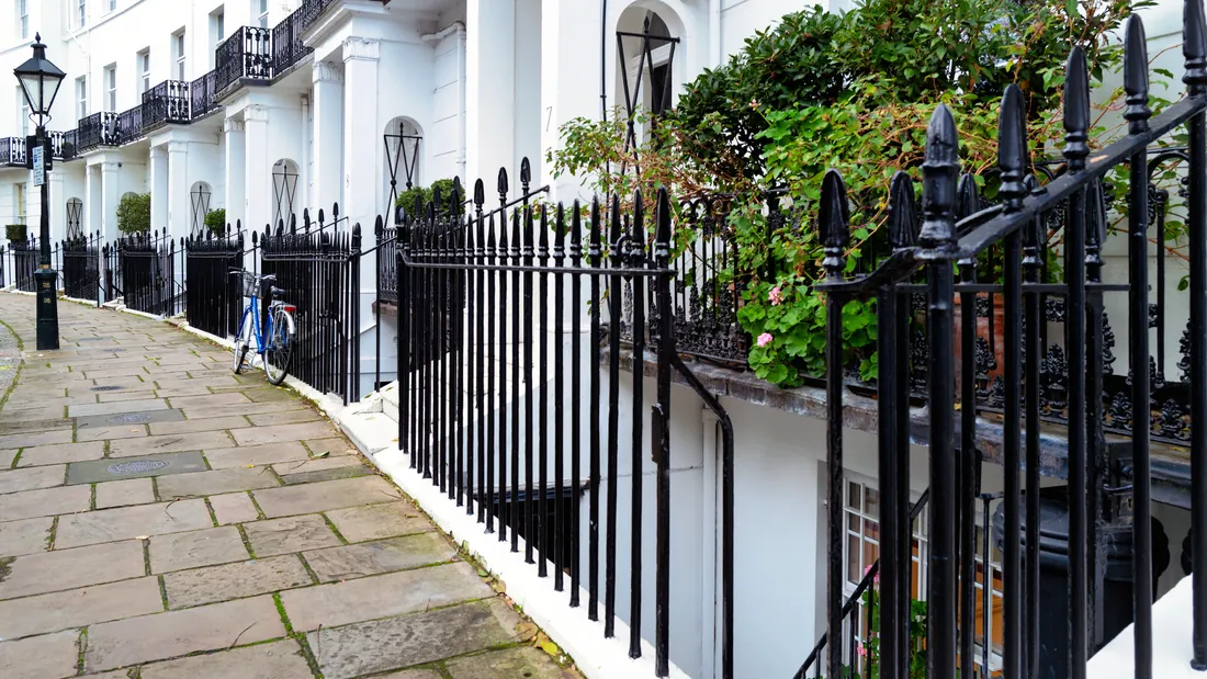 White stucco period terrace, Belgravia, London